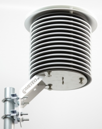 Temperature data logger with built-in sensor