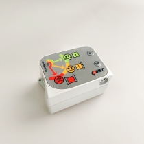 CO2 monitor with built-in carbon dioxide sensor